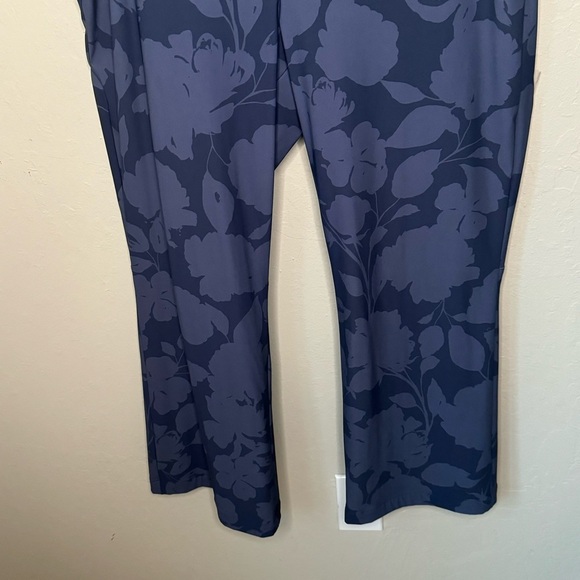 SPANX Kick Flare Sunshine Floret Navy Blue Pull-On Pant Stretch Size XL Petite - Picture 9 of 15